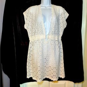 J Valdi White Lace XL Swim Coverup Scalloped Bottom Deep V Neck Pool Beach